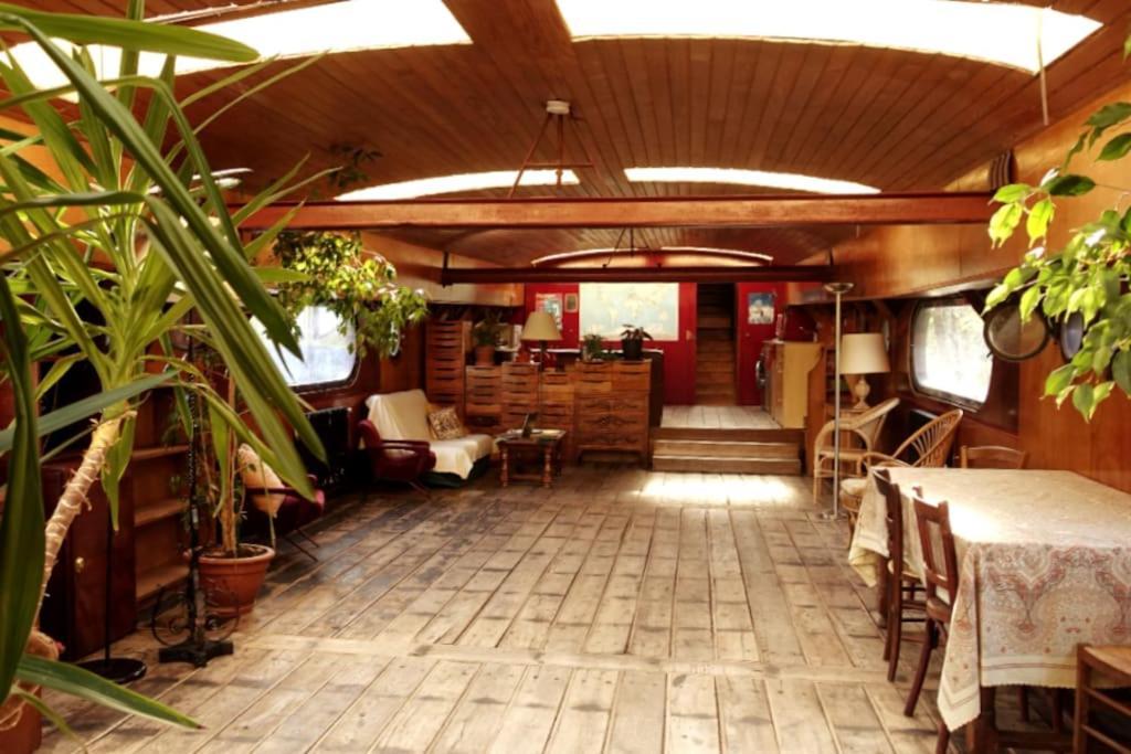 Belle Peniche Romantique A Paris Boulogne-Billancourt Exterior photo
